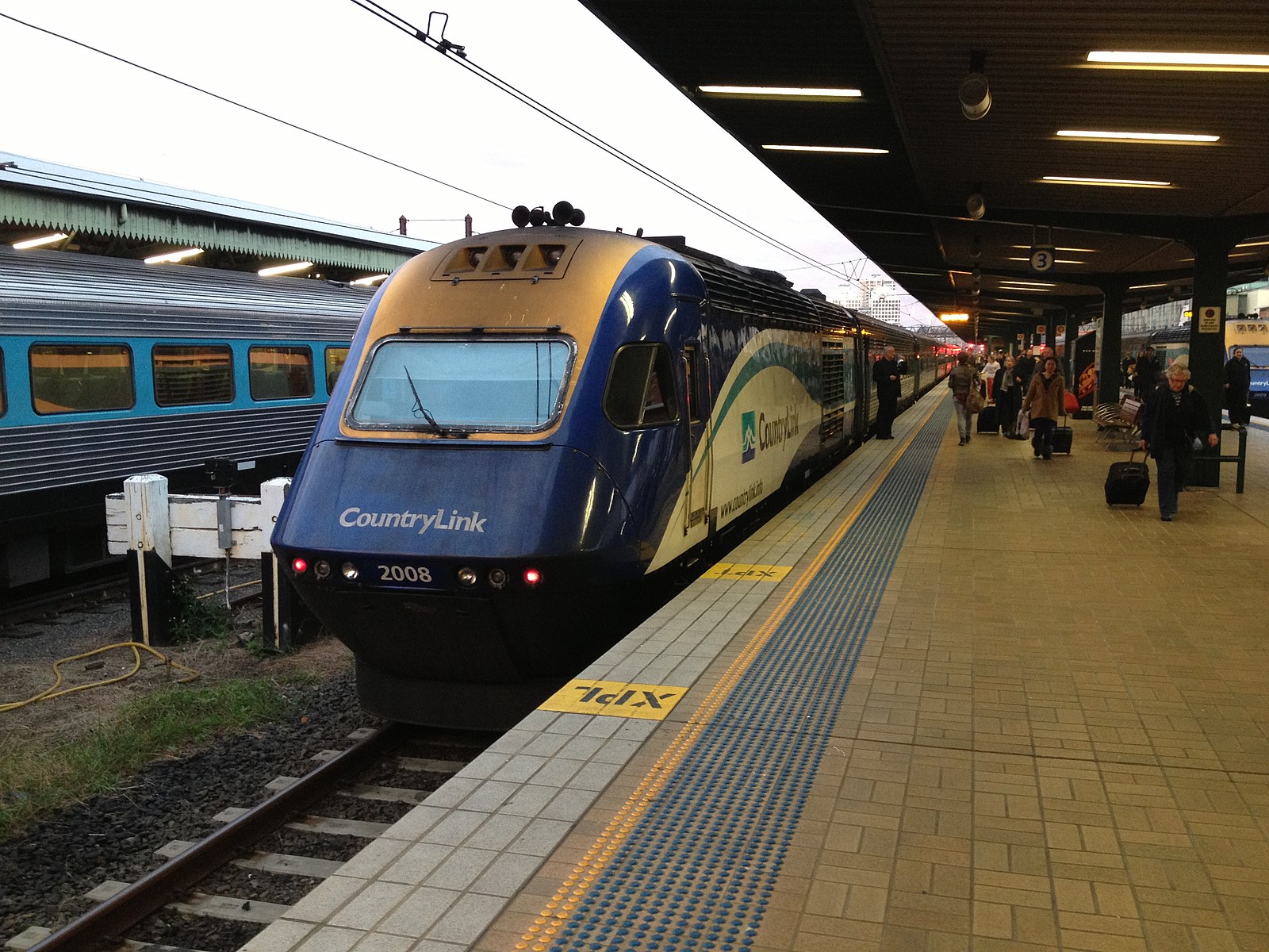 Train Link Inland Rail train travelling between Melbourne and Brisbane.